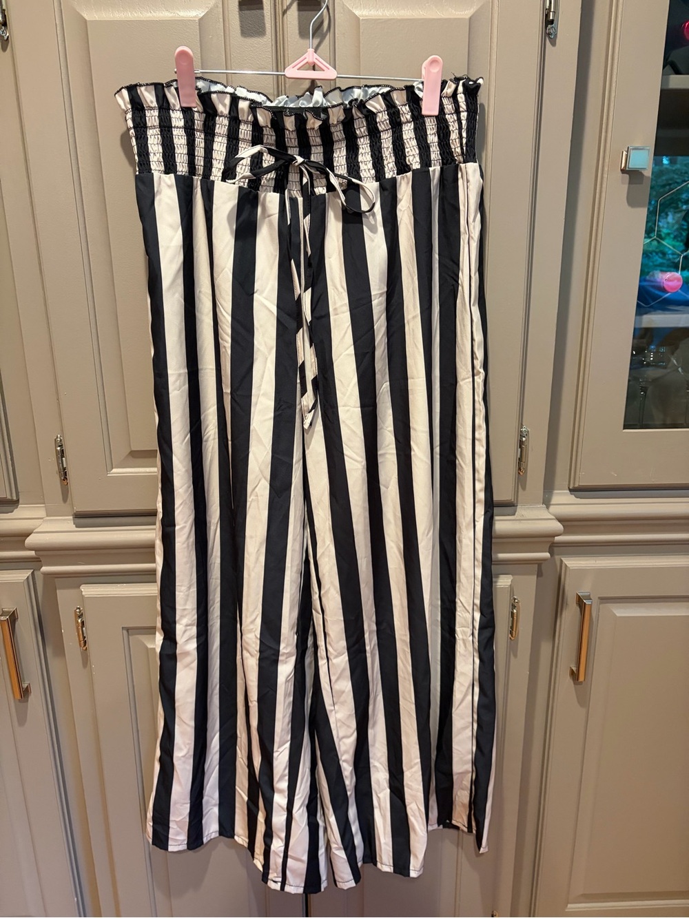 SHEIN Black and White Vertical Stripe Wide-Leg Trousers